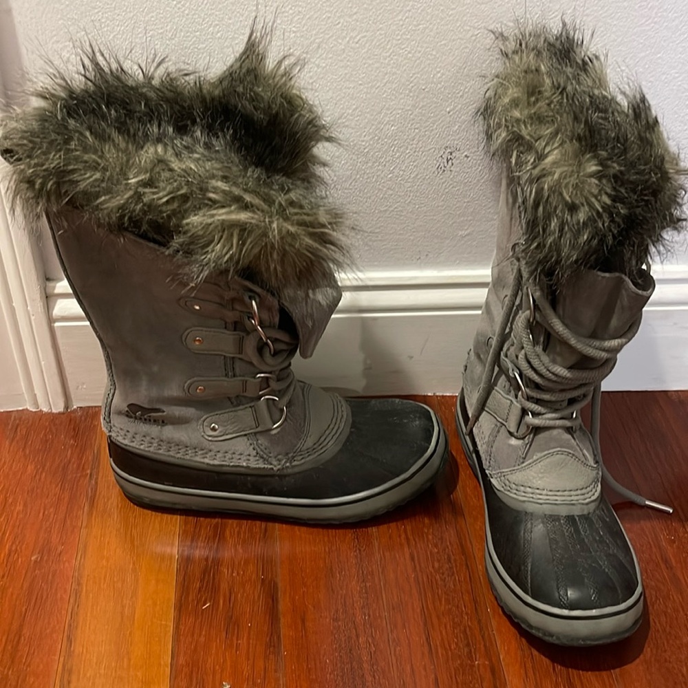 Sorel Joan of Arctic waterproof boots